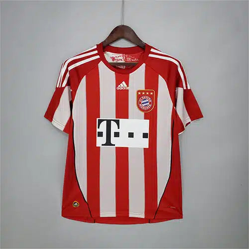 Bayern Munich Home 2010 11 Retro Jersey