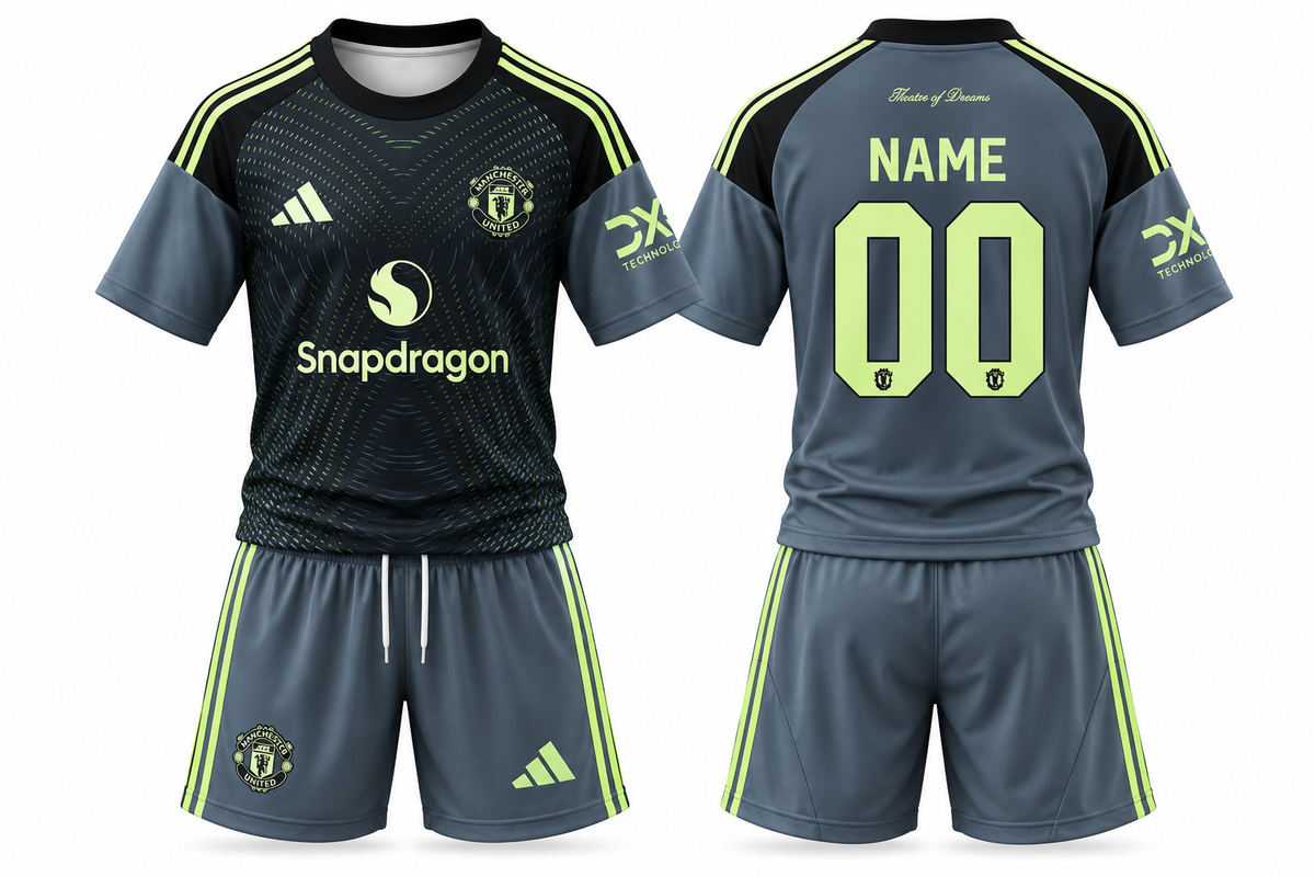 Manchester United Goalkeeper Kit with shorts 2025/26